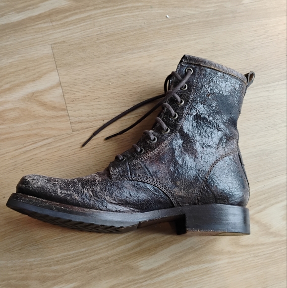 FRYE Veronica Combat Boots Antique Black/Brown Distressed Brush Off Leather Sz 8 - Picture 7 of 16